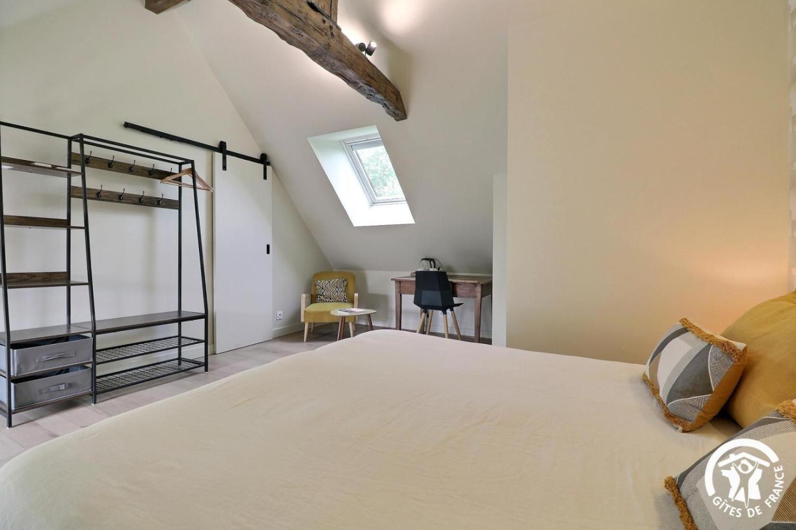 Bed and Breakfast Le Jardin De Quercus Bazouges-la-Pérouse Esterno foto