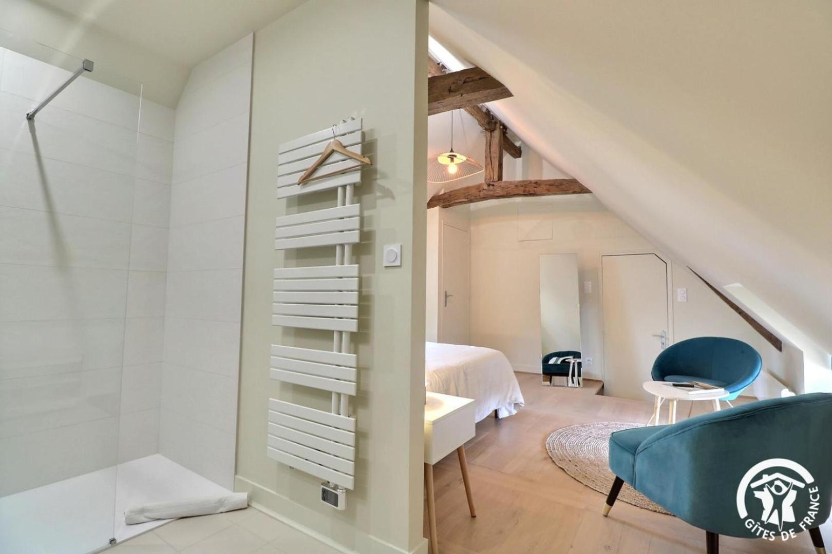 Bed and Breakfast Le Jardin De Quercus Bazouges-la-Pérouse Esterno foto