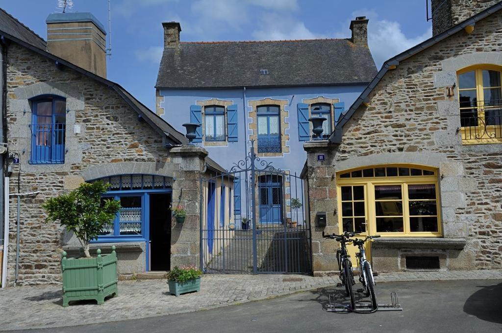 Bed and Breakfast Le Jardin De Quercus Bazouges-la-Pérouse Esterno foto