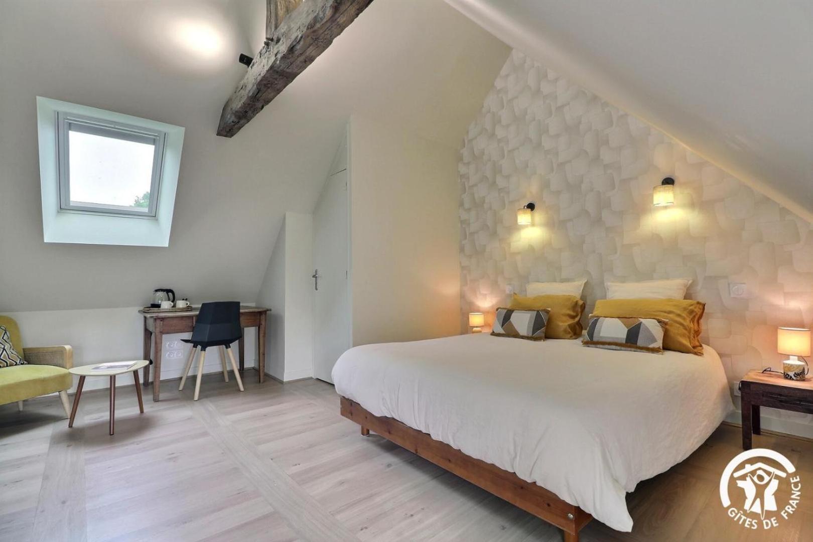 Bed and Breakfast Le Jardin De Quercus Bazouges-la-Pérouse Esterno foto